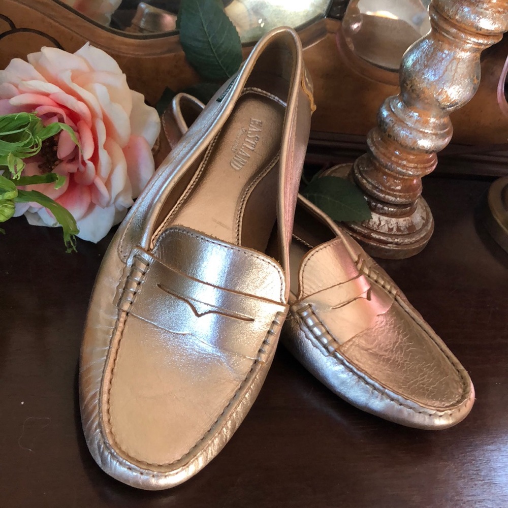 GOLD METALLIC EASTLAND PENNY LOAFERS/DRIVING MOCS